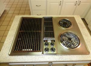 A JennAir range. Not mine. Mine is too grimy.